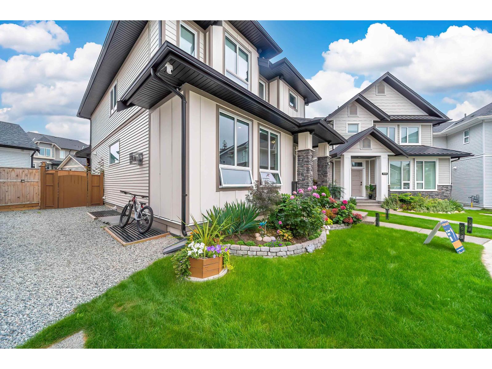 20434 76a Avenue, Langley, British Columbia  V2Y 3T1 - Photo 5 - R3065530