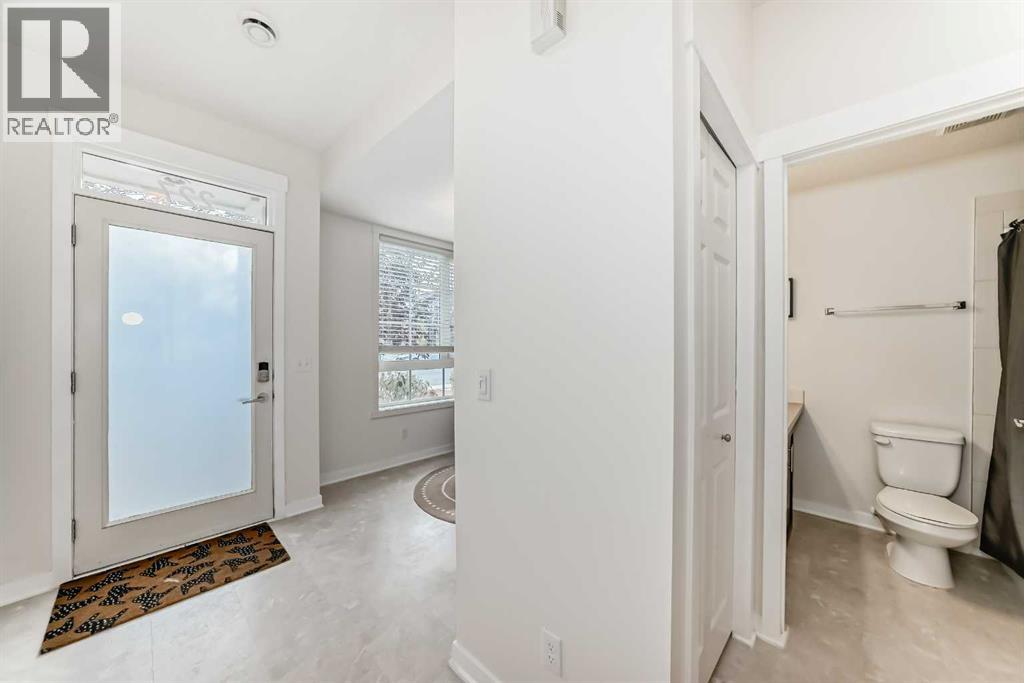 227 Copperpond Common Se, Calgary, Alberta  T2Z 1G5 - Photo 5 - A2266462