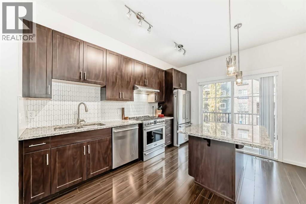 227 Copperpond Common Se, Calgary, Alberta  T2Z 1G5 - Photo 7 - A2266462