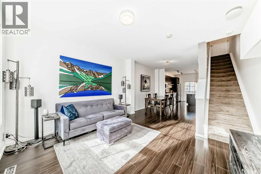 227 Copperpond Common Se, Calgary, Alberta  T2Z 1G5 - Photo 18 - A2266462