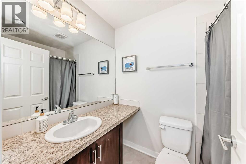 227 Copperpond Common Se, Calgary, Alberta  T2Z 1G5 - Photo 6 - A2266462