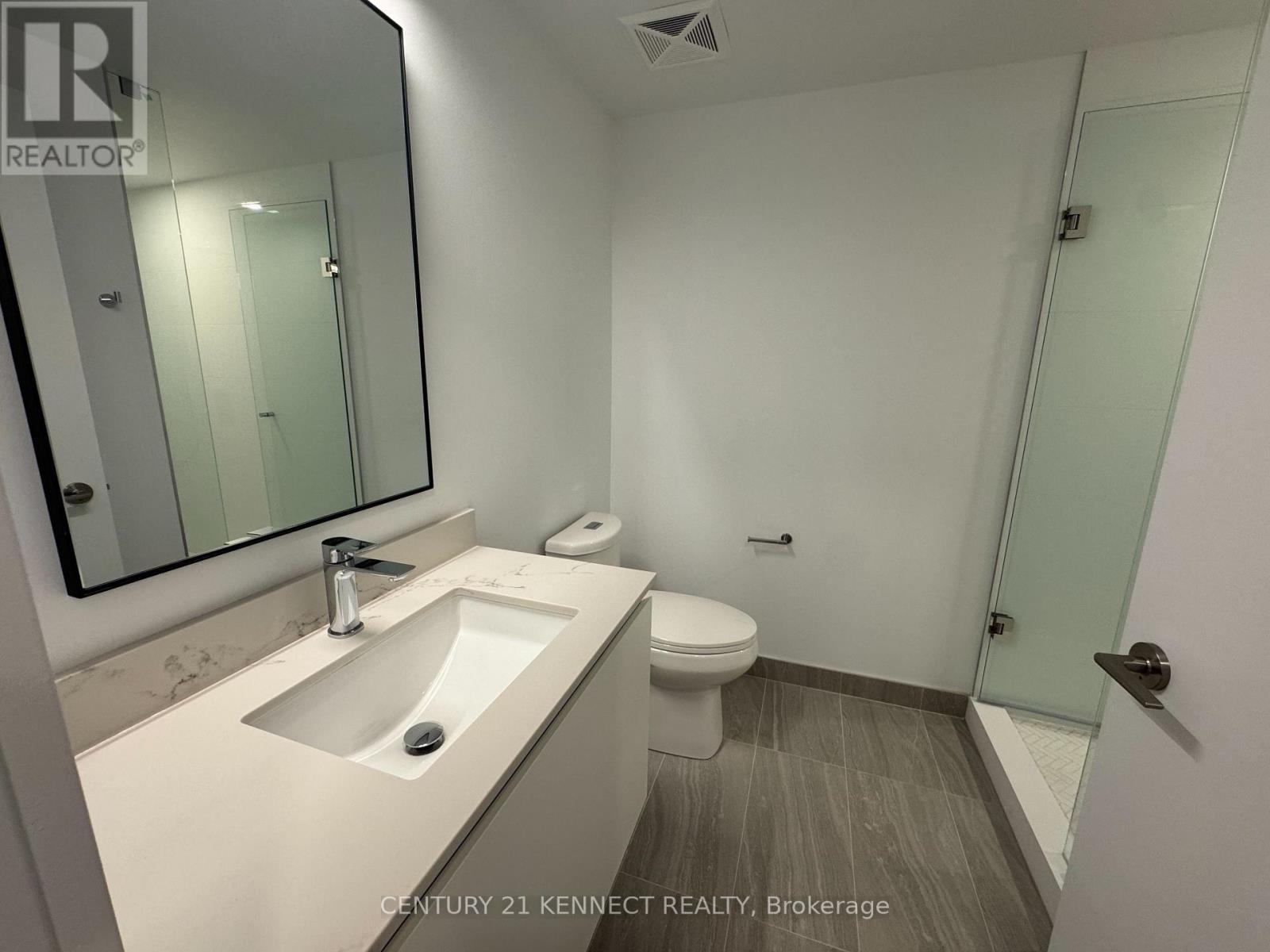 328 - 1720 Bayview Avenue, Toronto, Ontario M4G 3C4 - Photo 8 - C12507024