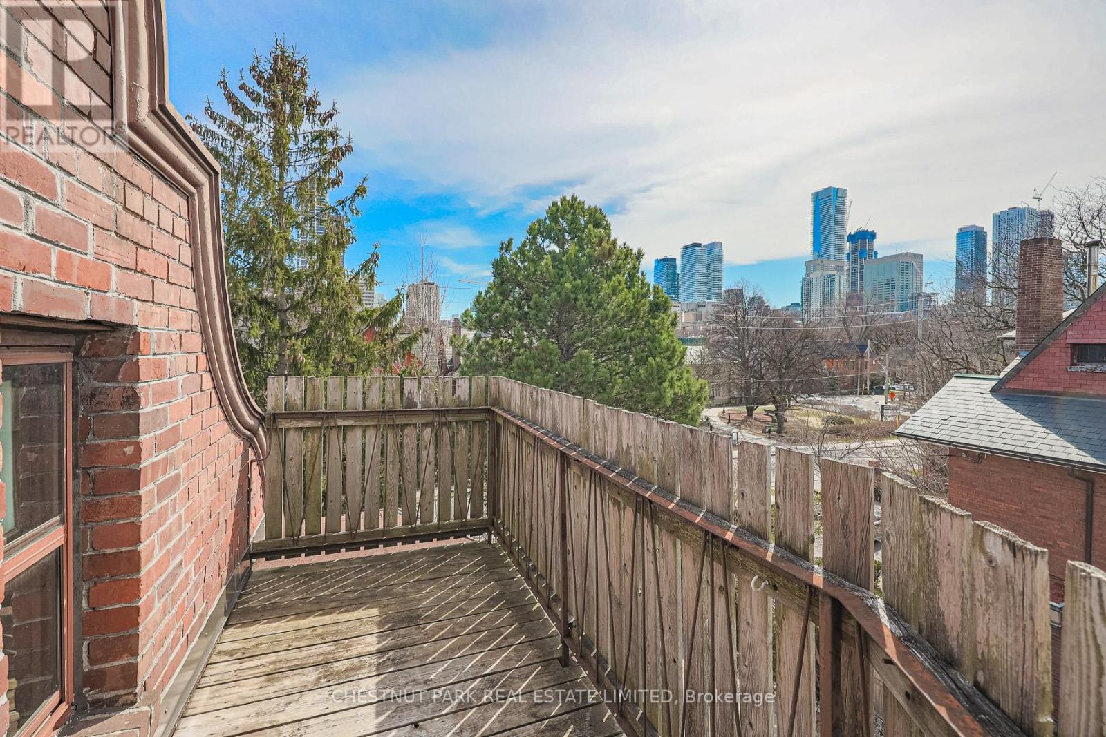 4 - 74 South Drive, Toronto, Ontario  M4W 1R5 - Photo 12 - C12519500