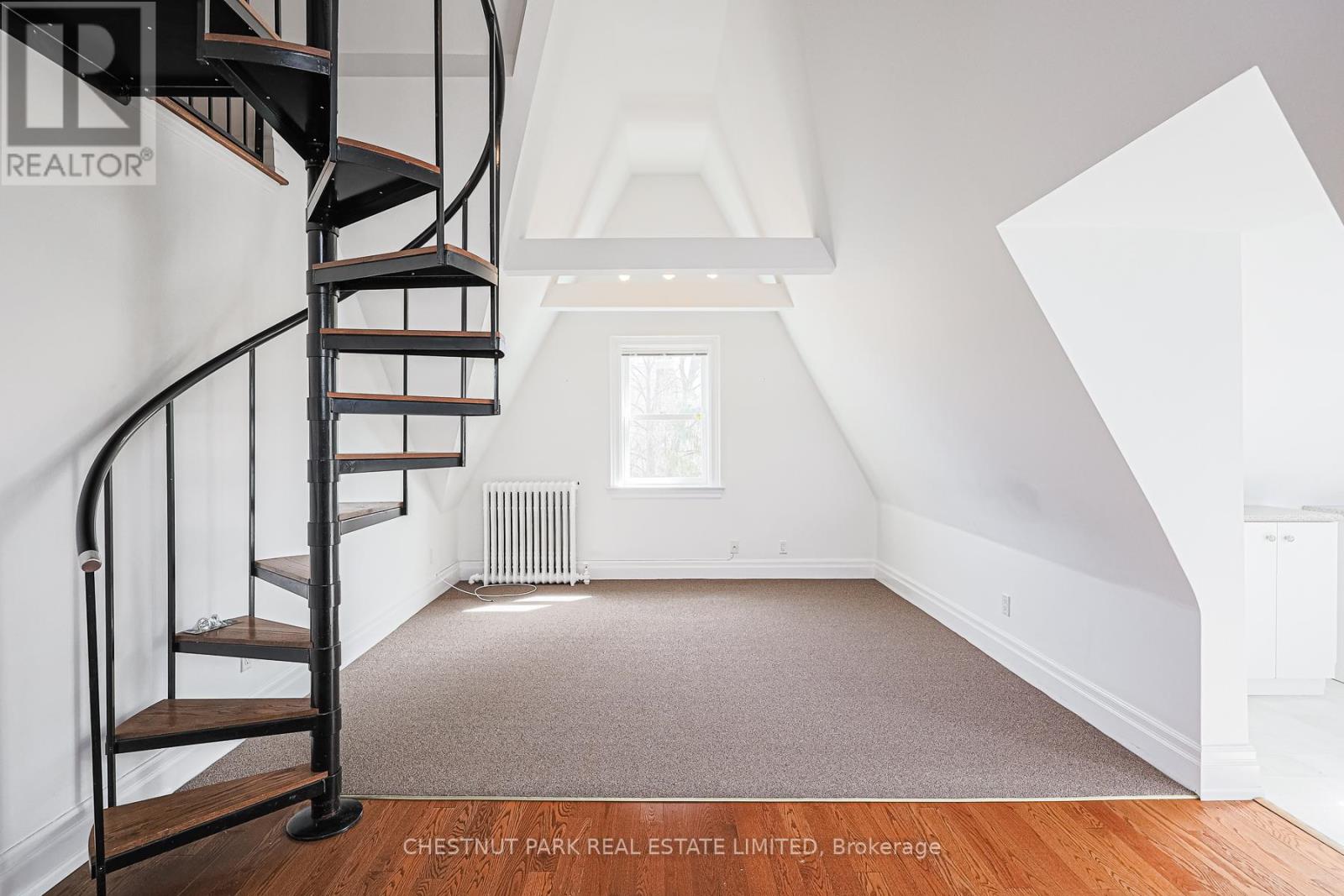 4 - 74 South Drive, Toronto, Ontario  M4W 1R5 - Photo 7 - C12519500