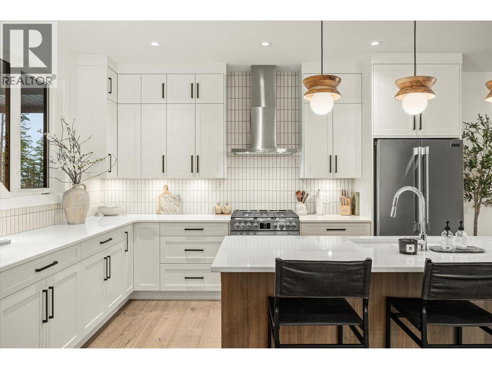 1437 April Springs Court, Kelowna, British Columbia  V1V 2C6 - Photo 14 - 10366778