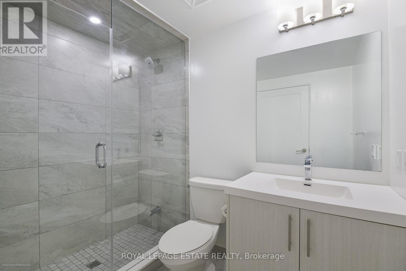 2206 - 286 Main Street, Toronto, Ontario  M4C 0B3 - Photo 17 - E12519522