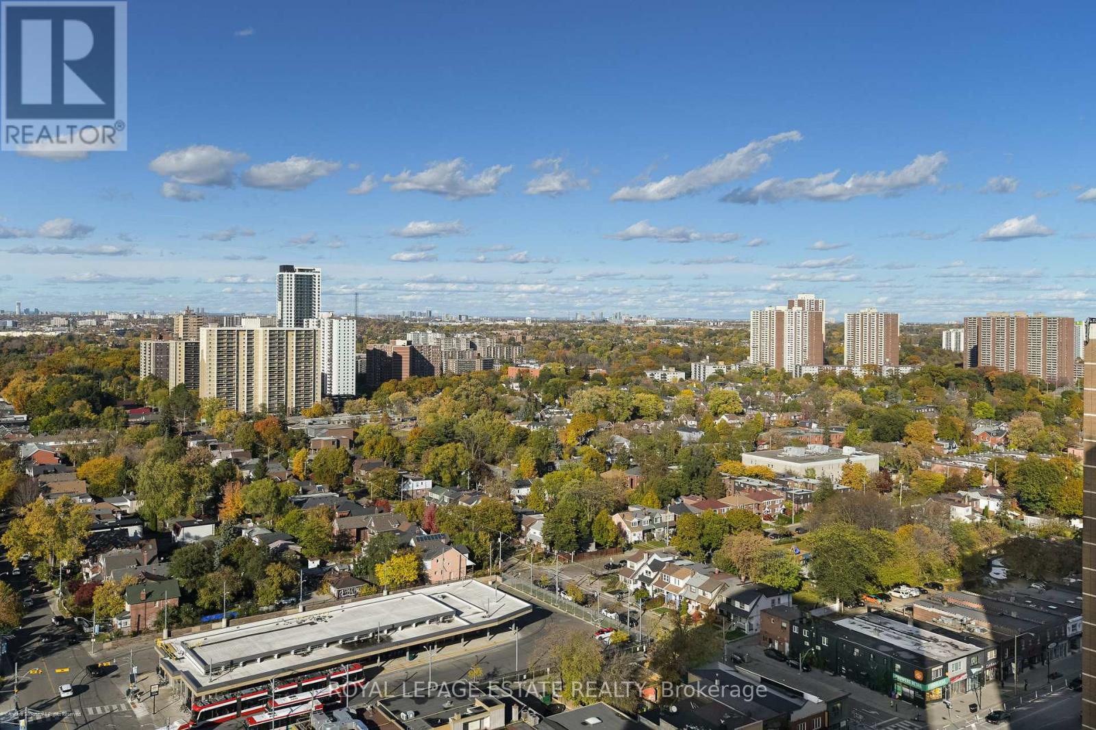 2206 - 286 Main Street, Toronto, Ontario  M4C 0B3 - Photo 21 - E12519522