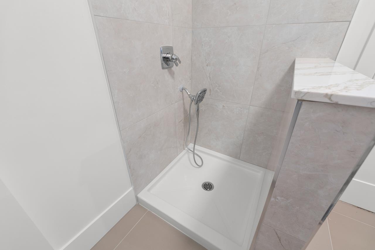 36074 Southridge Place, Abbotsford, British Columbia  V3G 1E2 - Photo 18 - R3049846