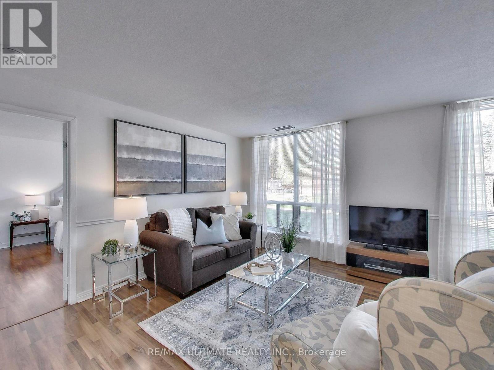 101 - 30 Wilson Street, Markham, Ontario L3P 1N1 - Photo 2 - N12519490