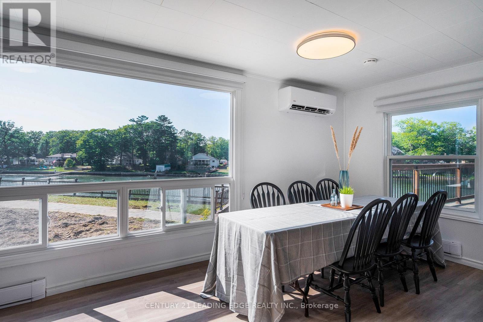 1988 River Road W, Wasaga Beach, Ontario  L9Z 2W1 - Photo 11 - S12519480