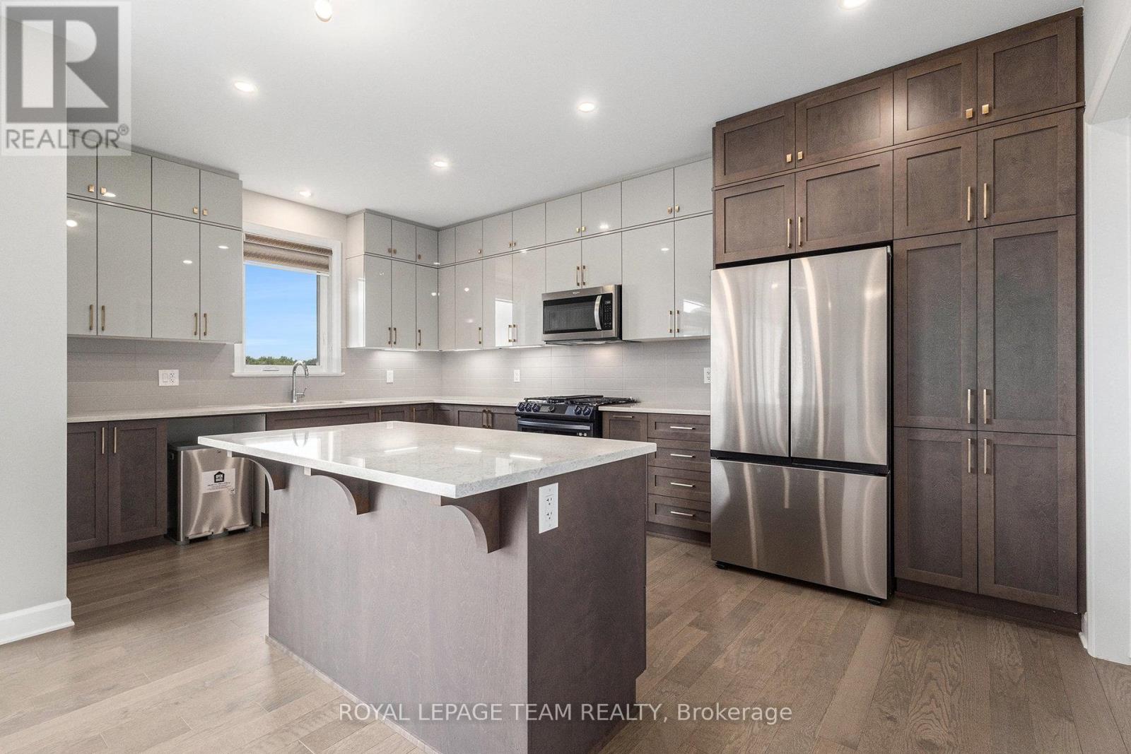 659 Parkview Terrace, Russell, Ontario  K4R 0C7 - Photo 6 - X12519548