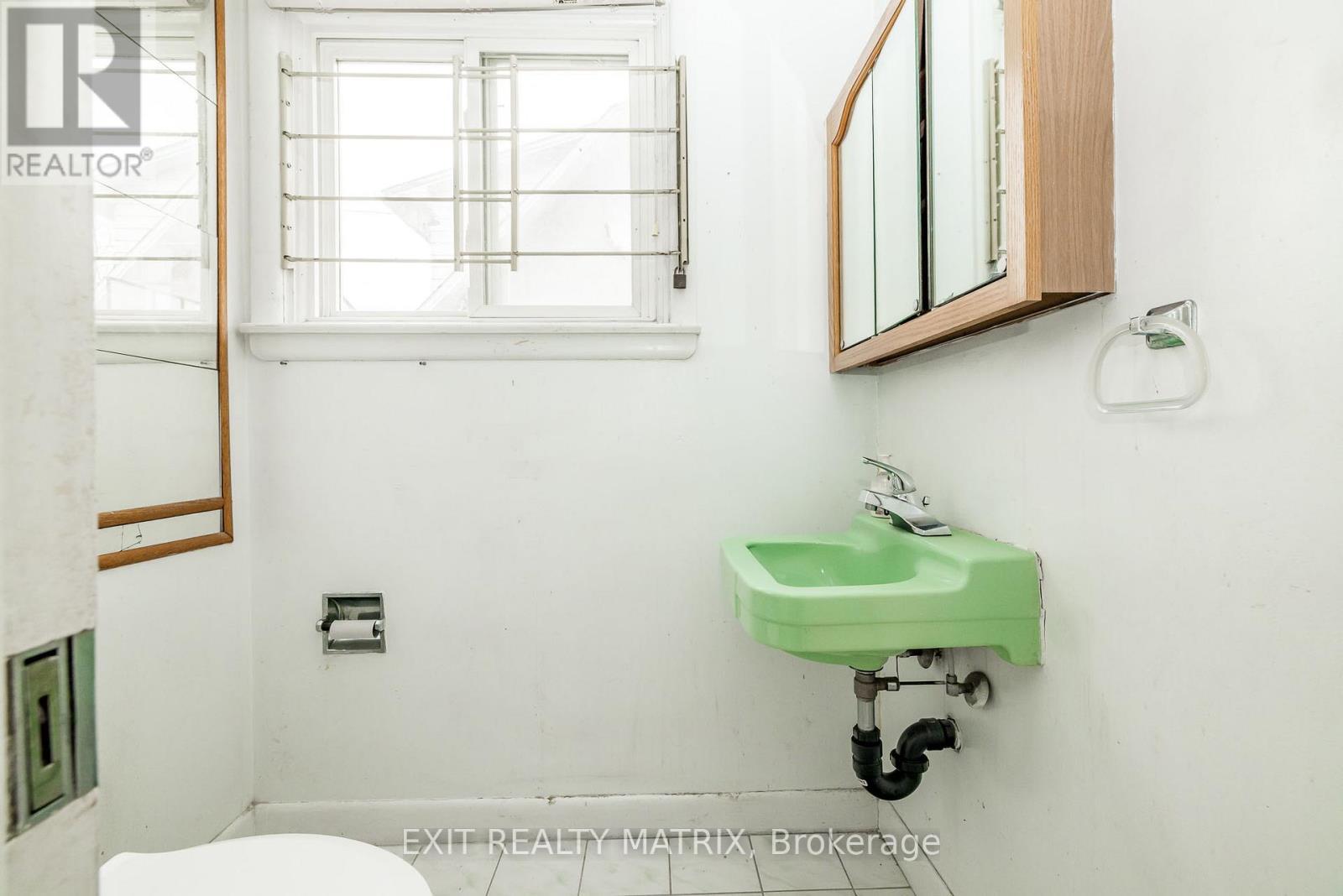 426 Apple Tree Lane, Ottawa, Ontario  K1K 2R6 - Photo 17 - X12519640