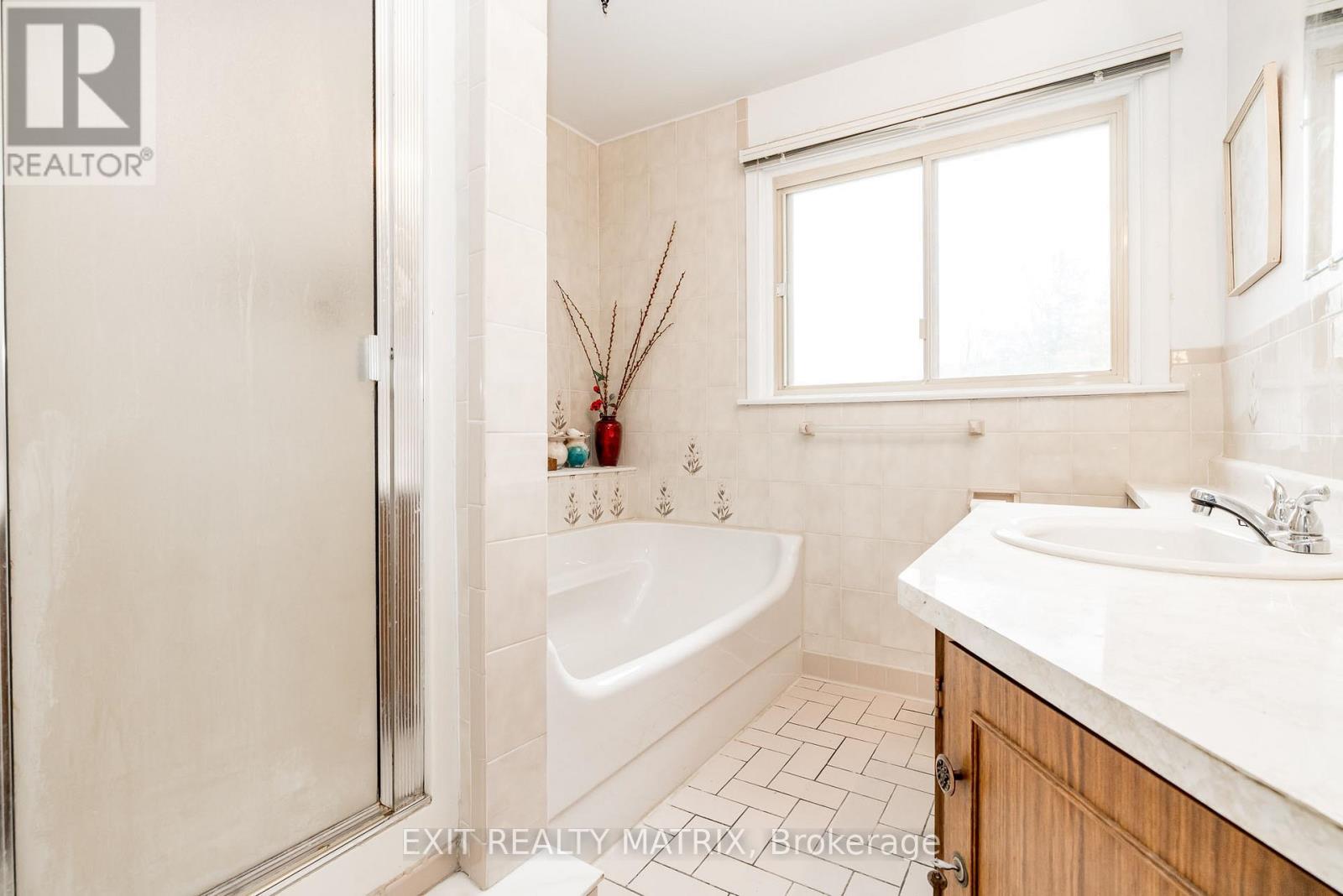 426 Apple Tree Lane, Ottawa, Ontario  K1K 2R6 - Photo 25 - X12519640