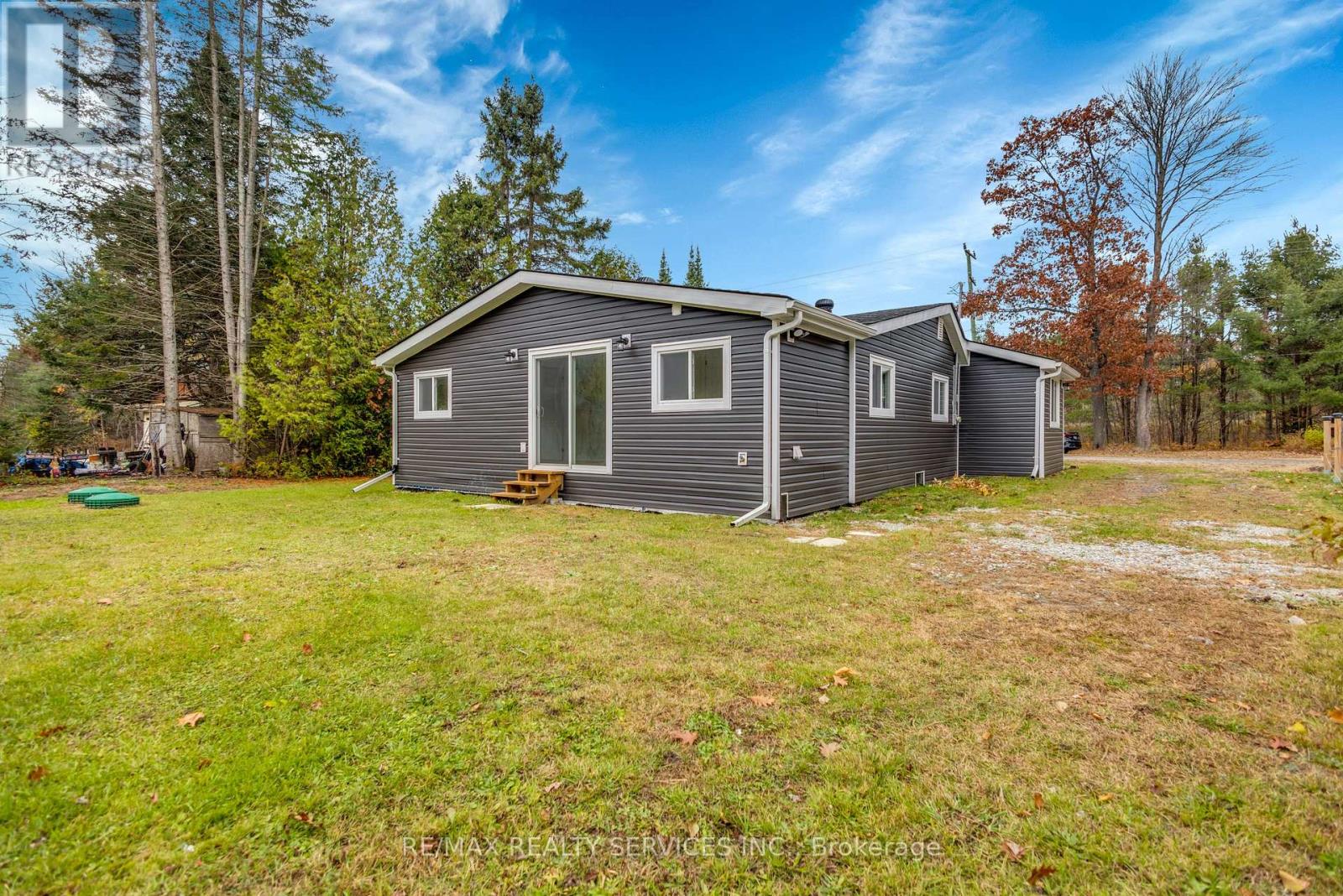 7826 Lake Jospeh Road, Georgian Bay, Ontario  P0B 1K0 - Photo 5 - X12097186