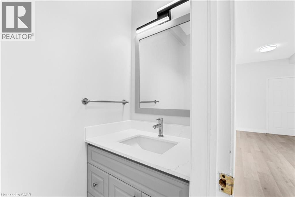 120 Jansen Avenue, Kitchener, Ontario  N2A 2L7 - Photo 15 - 40786231