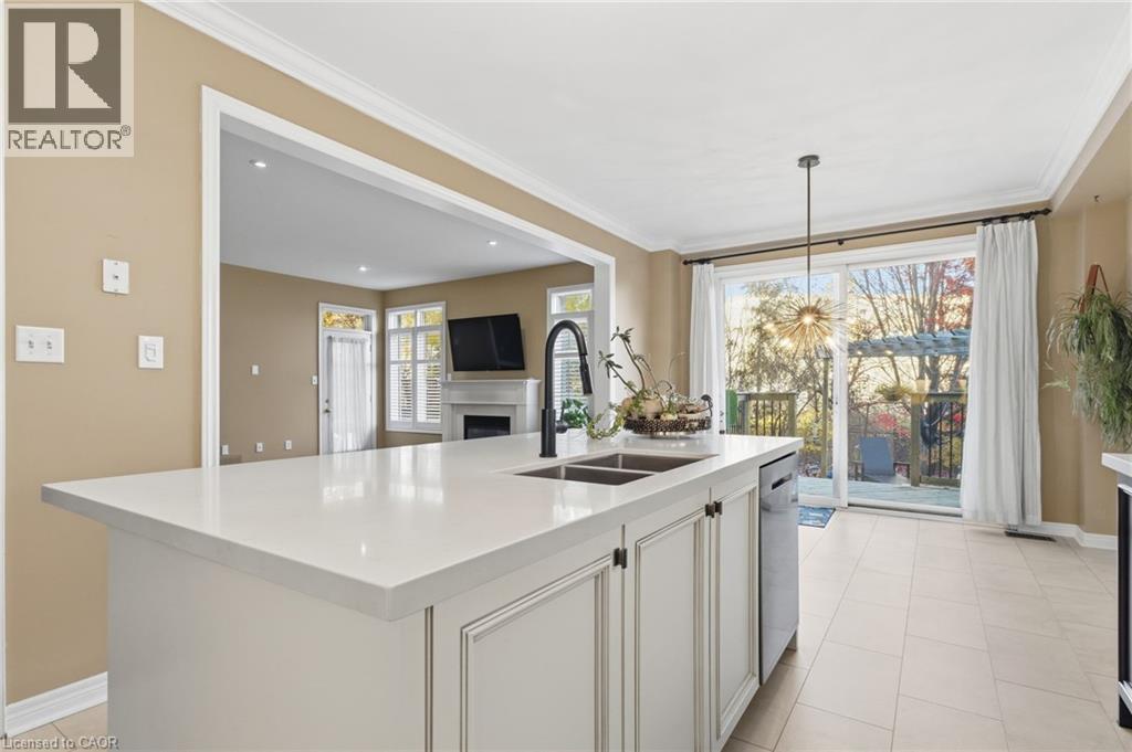 2594 Armour Crescent, Burlington, Ontario  L7M 4T3 - Photo 12 - 40786187