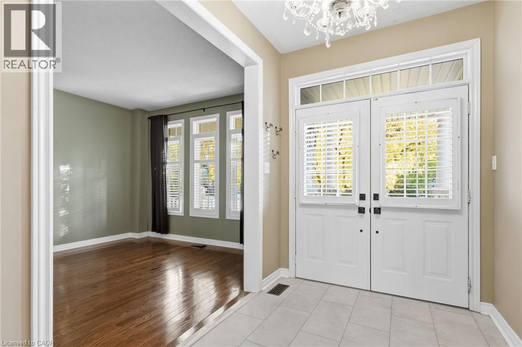 2594 Armour Crescent, Burlington, Ontario  L7M 4T3 - Photo 7 - 40786187