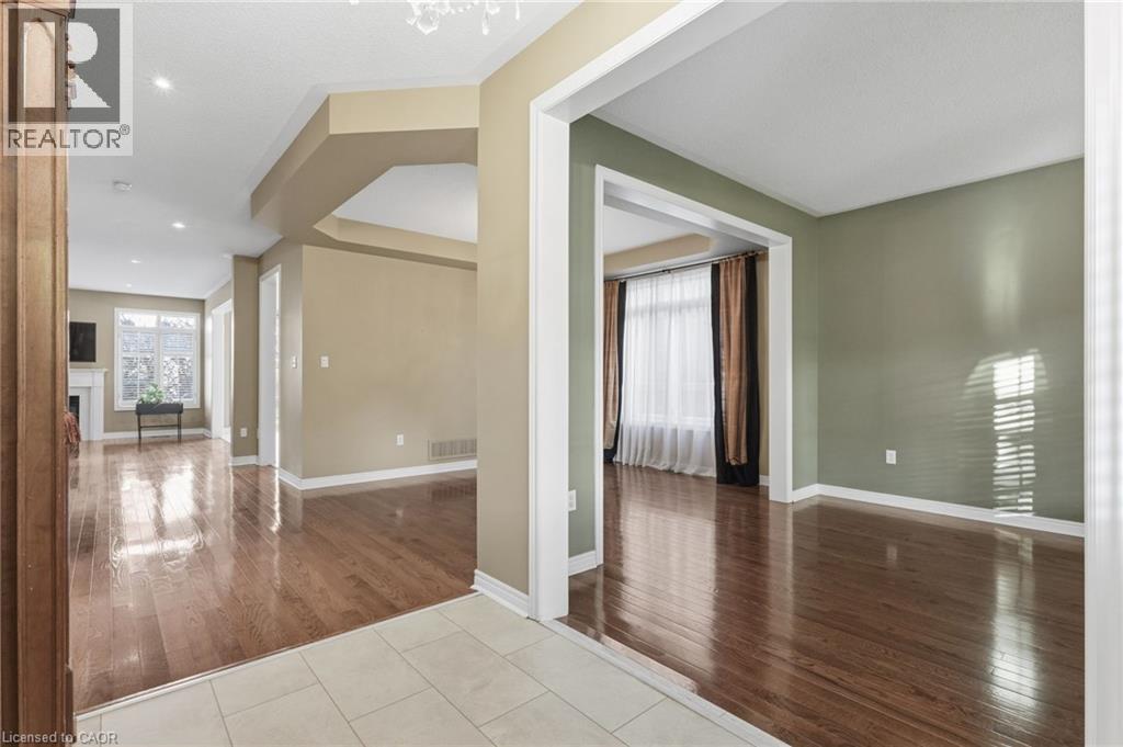 2594 Armour Crescent, Burlington, Ontario  L7M 4T3 - Photo 8 - 40786187