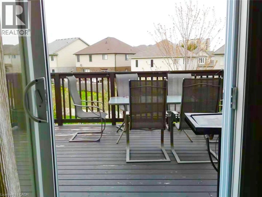 212 Westfield Place, Waterloo, Ontario N2T 2R2 - Photo 12 - 40785940