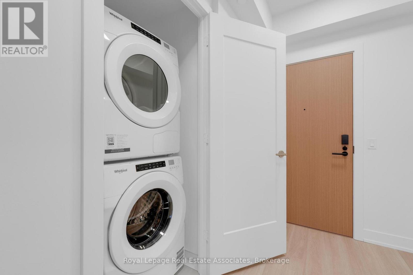 601 - 60 Central Park Roadway, Toronto, Ontario  M9A 3K1 - Photo 19 - W12519498