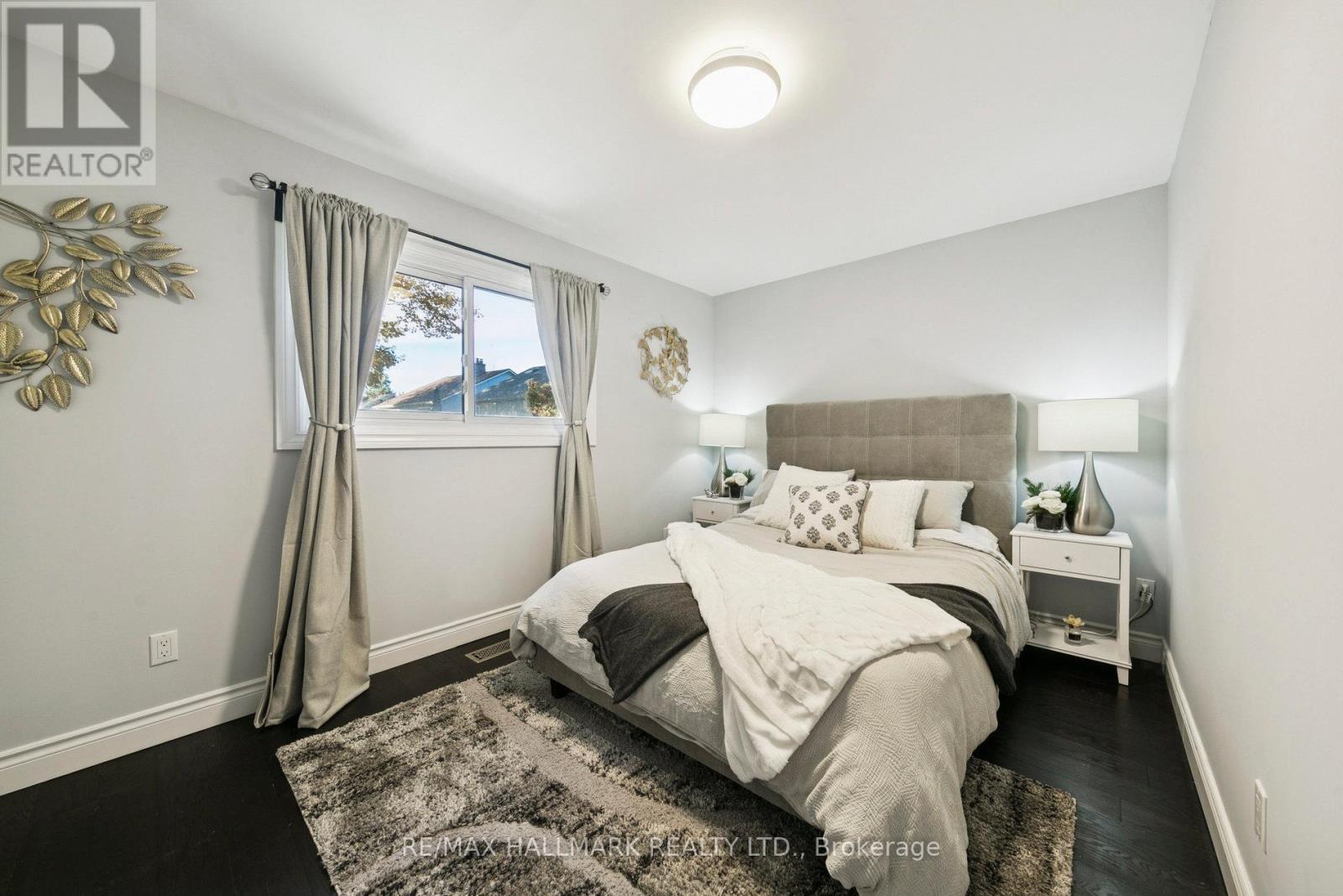 2251 Carol Road, Oakville, Ontario L6J 5K9 - Photo 27 - W12519514