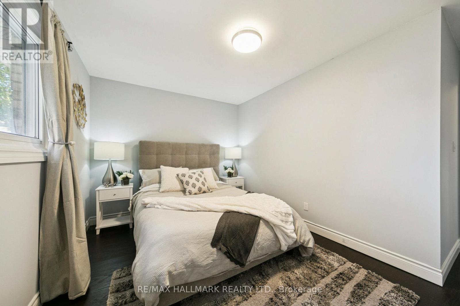 2251 Carol Road, Oakville, Ontario L6J 5K9 - Photo 28 - W12519514