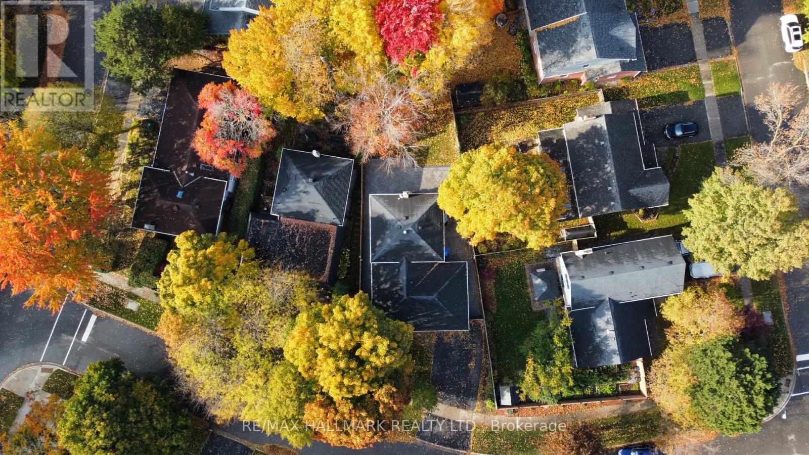 2251 Carol Road, Oakville, Ontario L6J 5K9 - Photo 47 - W12519514