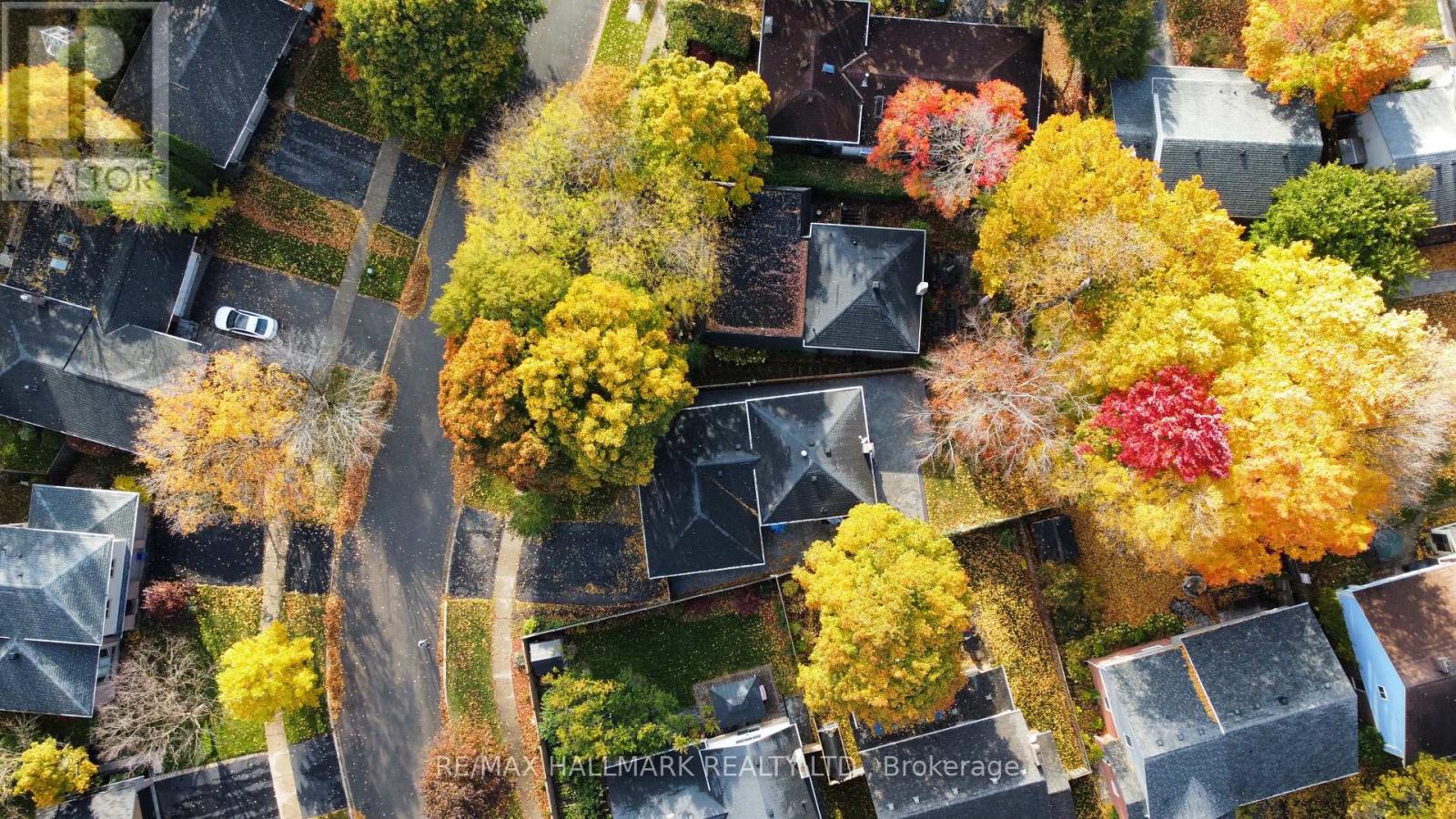 2251 Carol Road, Oakville, Ontario L6J 5K9 - Photo 48 - W12519514