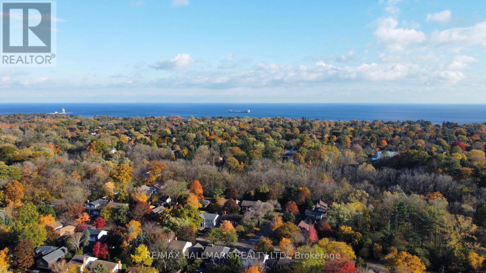 2251 Carol Road, Oakville, Ontario L6J 5K9 - Photo 49 - W12519514