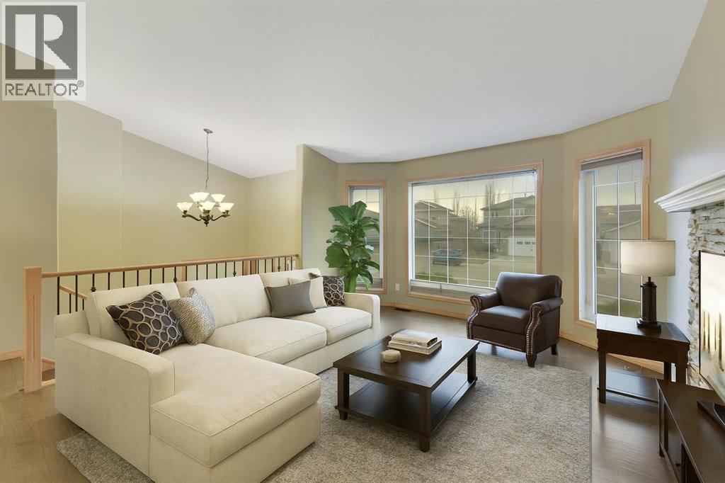 56 Allwright Close, Red Deer, Alberta  T4R 3P2 - Photo 6 - A2268151