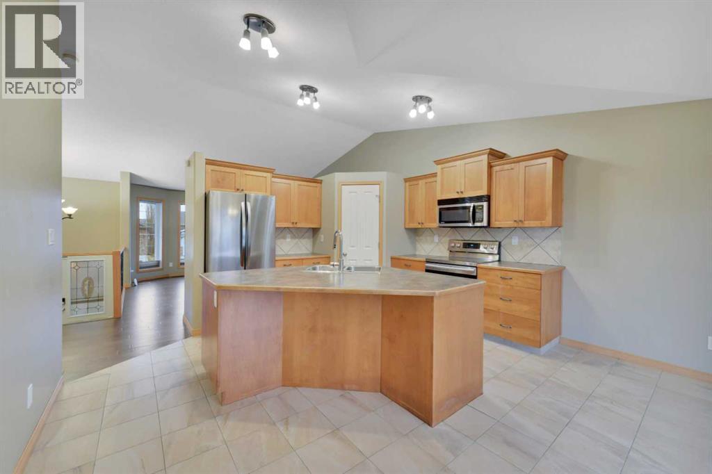 56 Allwright Close, Red Deer, Alberta  T4R 3P2 - Photo 9 - A2268151