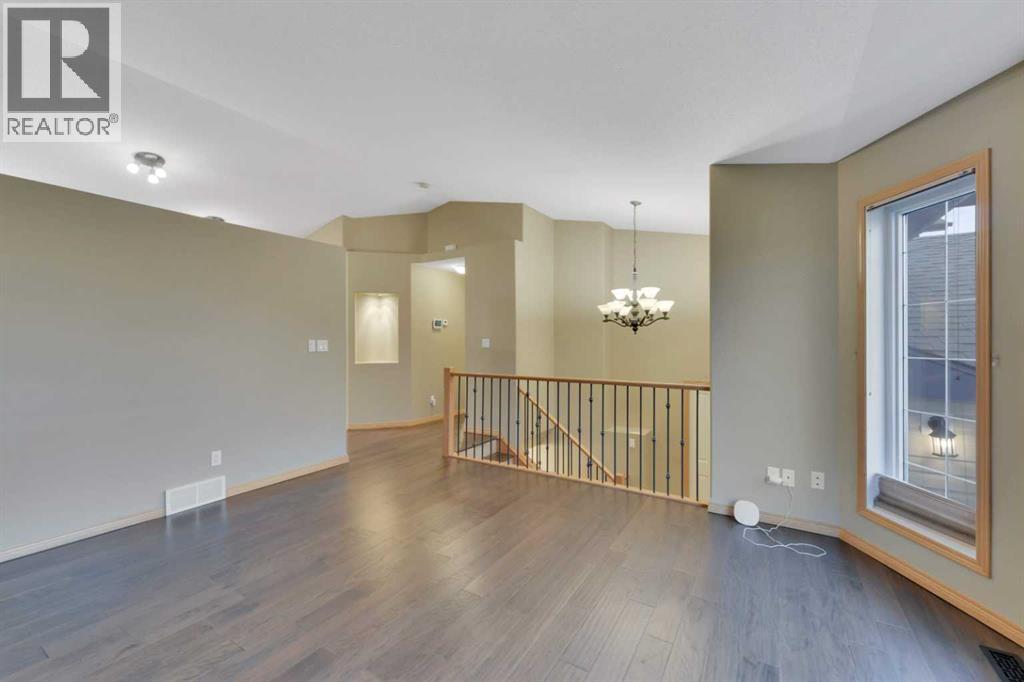 56 Allwright Close, Red Deer, Alberta  T4R 3P2 - Photo 7 - A2268151