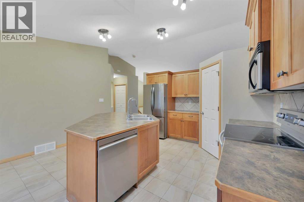 56 Allwright Close, Red Deer, Alberta  T4R 3P2 - Photo 11 - A2268151