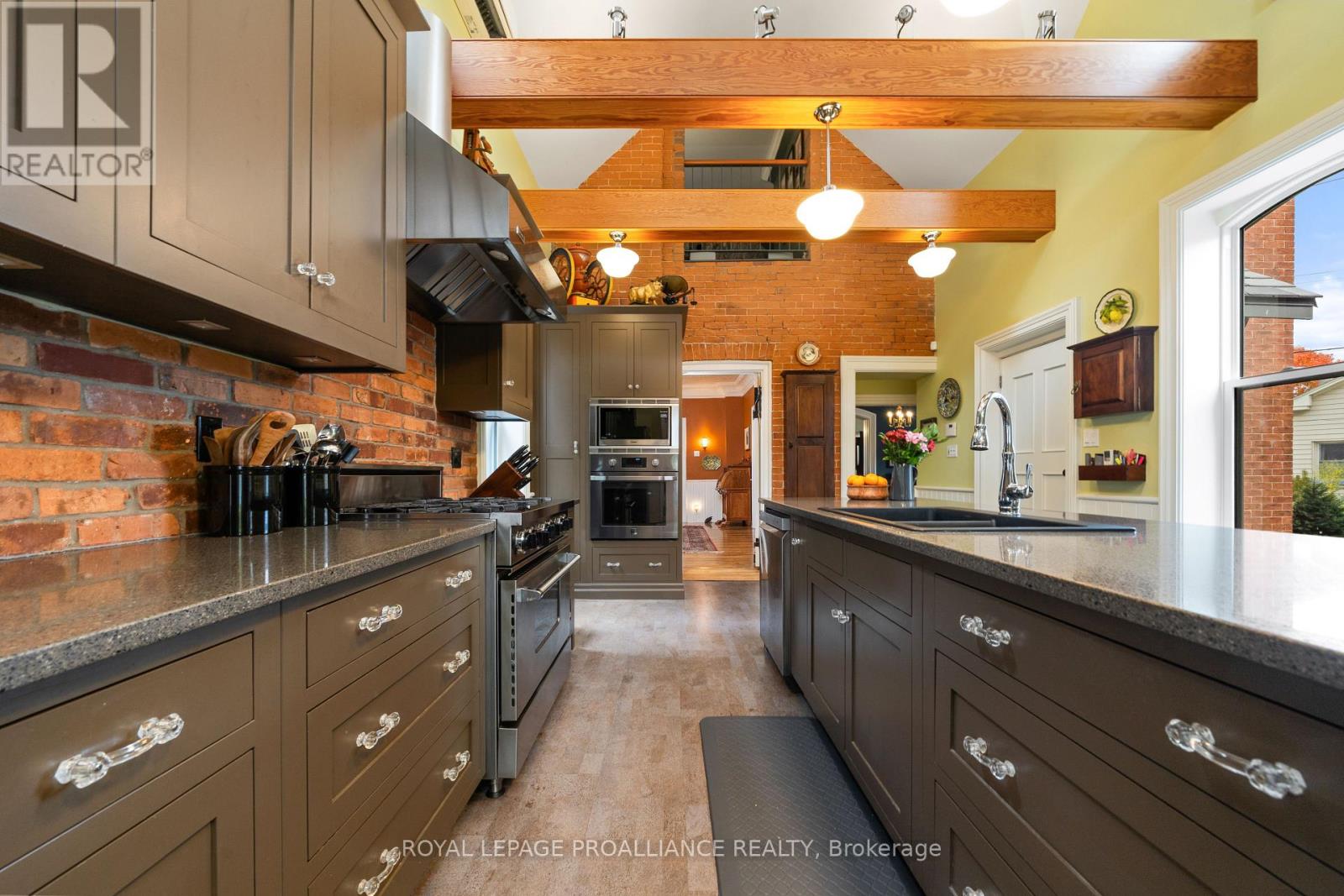 79 West Mary Street, Prince Edward County, Ontario K0K 2T0 - Photo 15 - X12519578