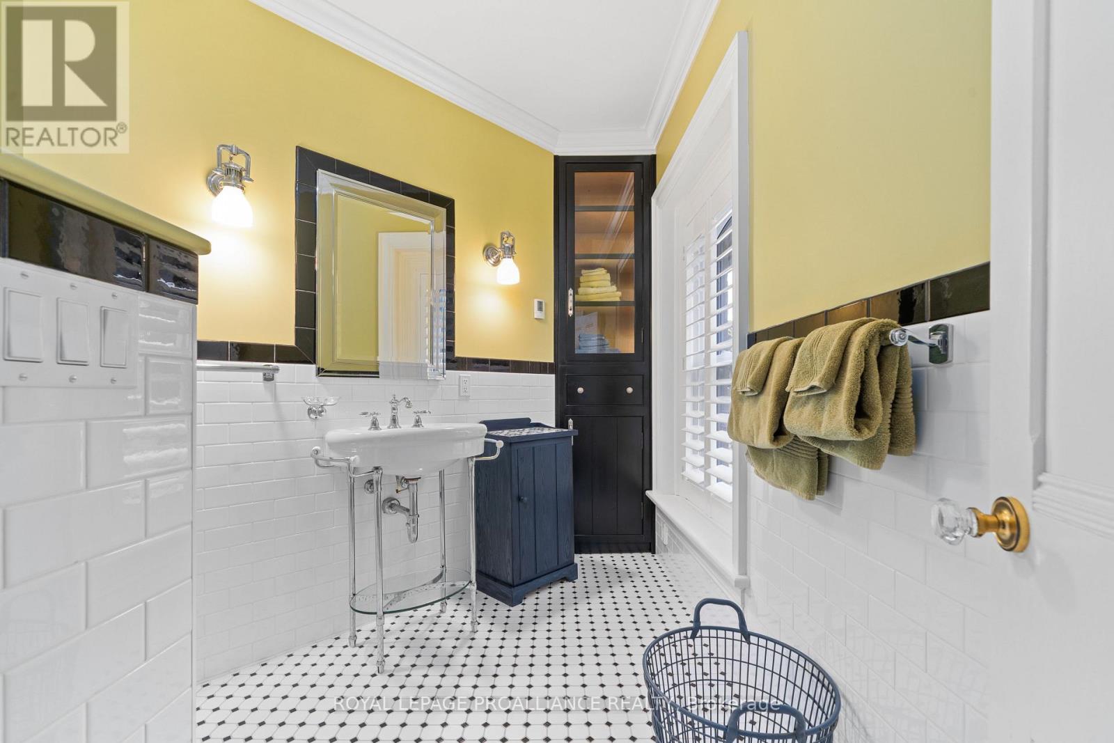 79 West Mary Street, Prince Edward County (Picton Ward), Ontario  K0K 2T0 - Photo 23 - X12519578