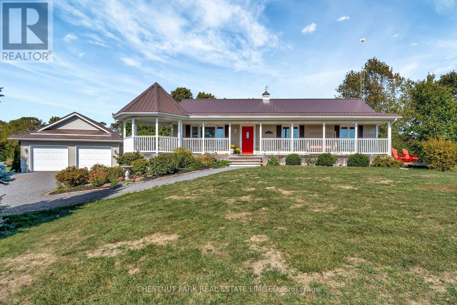 28 HUYCKS POINT ROAD, Prince Edward County, Ontario