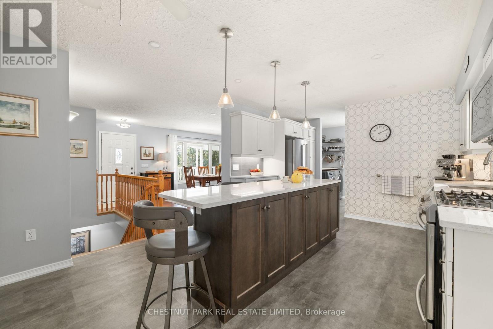 28 Huycks Point Road, Prince Edward County, Ontario K0K 3L0 - Photo 17 - X12519584