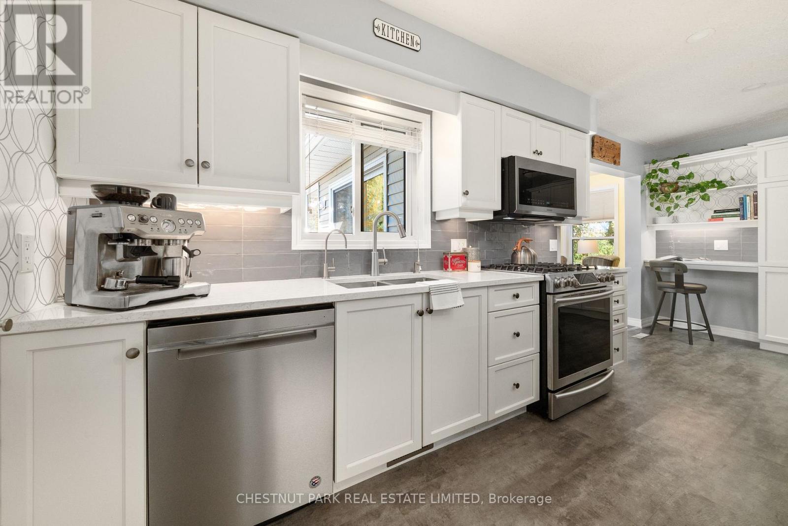 28 Huycks Point Road, Prince Edward County, Ontario K0K 3L0 - Photo 19 - X12519584