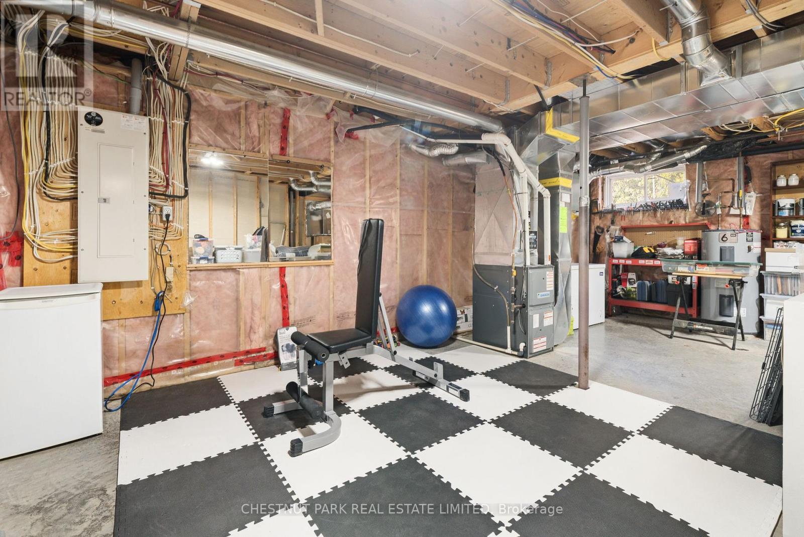 28 Huycks Point Road, Prince Edward County, Ontario K0K 3L0 - Photo 45 - X12519584