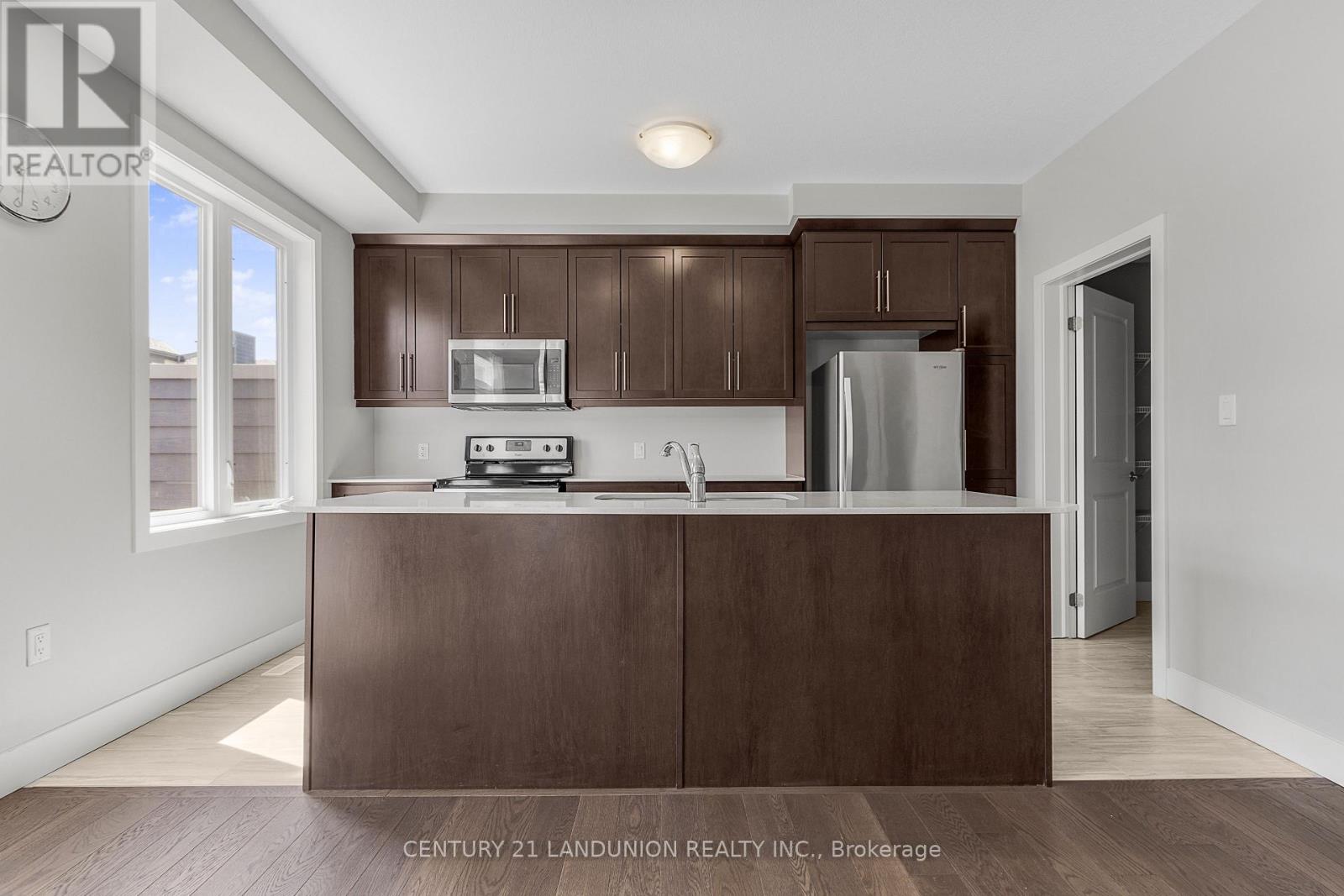 98 - 1960 Dalmagarry Road, London North, Ontario  N6G 0T8 - Photo 13 - X12519502