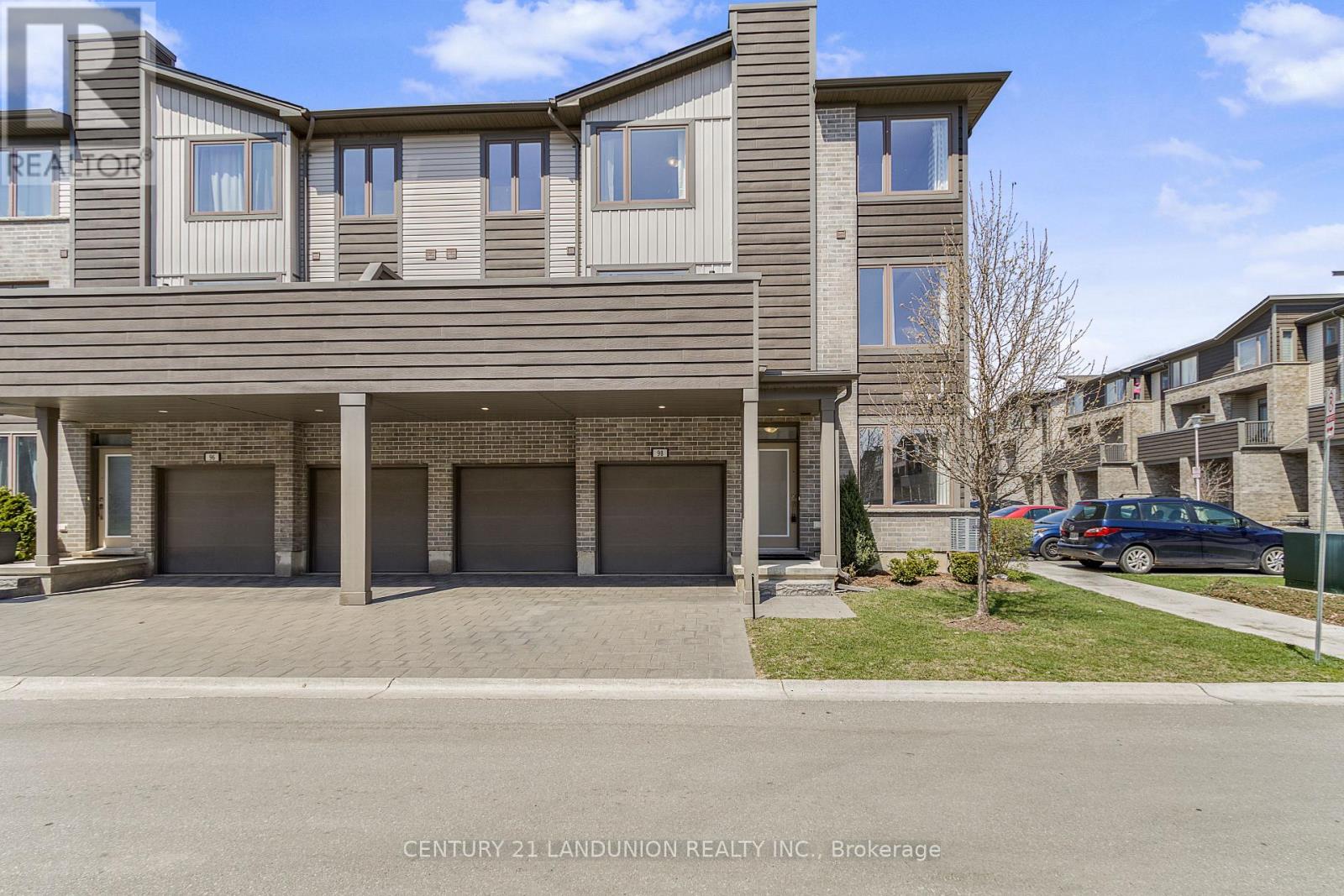 98 - 1960 Dalmagarry Road, London North, Ontario  N6G 0T8 - Photo 4 - X12519502