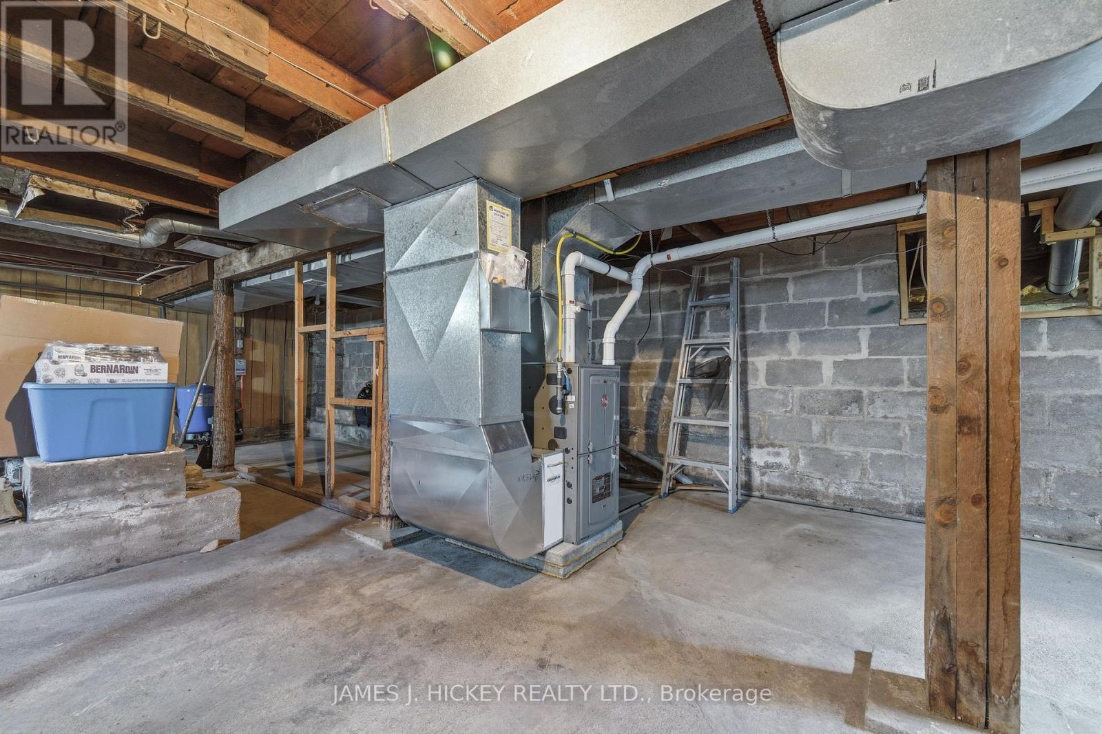 37103 Highway 17 Highway, Laurentian Hills, Ontario K0J 2H0 - Photo 21 - X12519562