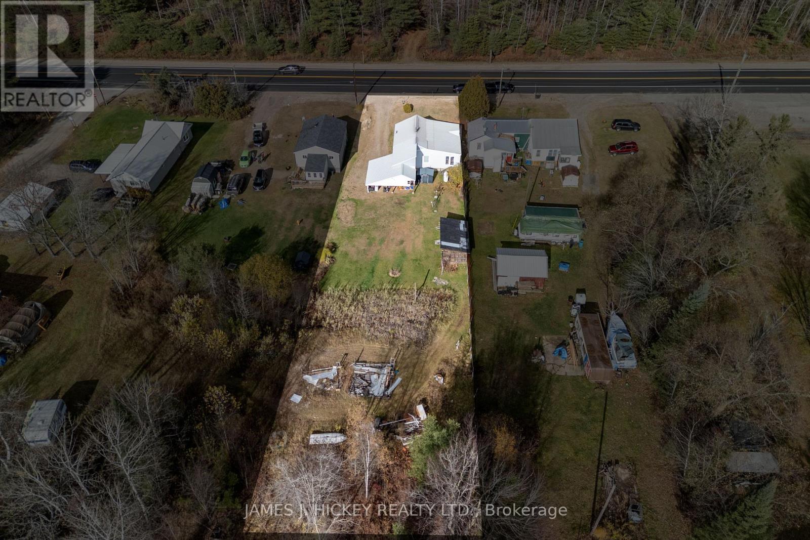 37103 Highway 17 Highway, Laurentian Hills, Ontario K0J 2H0 - Photo 32 - X12519562