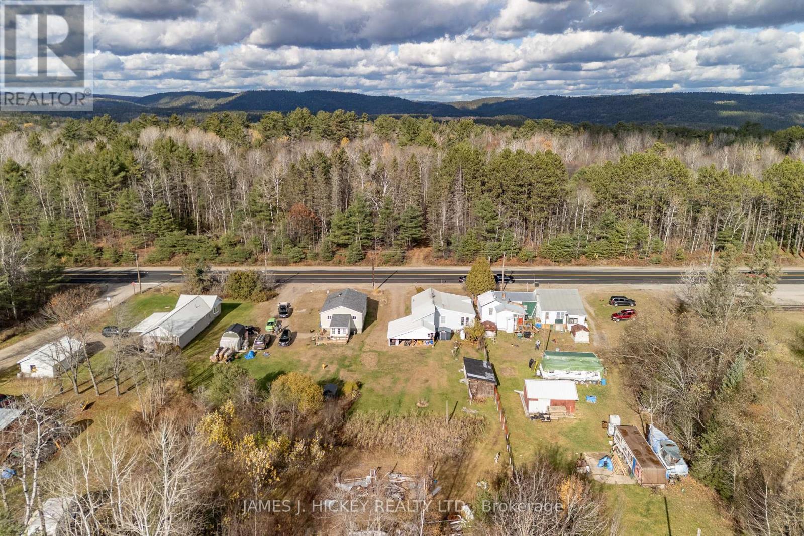 37103 Highway 17 Highway, Laurentian Hills, Ontario K0J 2H0 - Photo 34 - X12519562