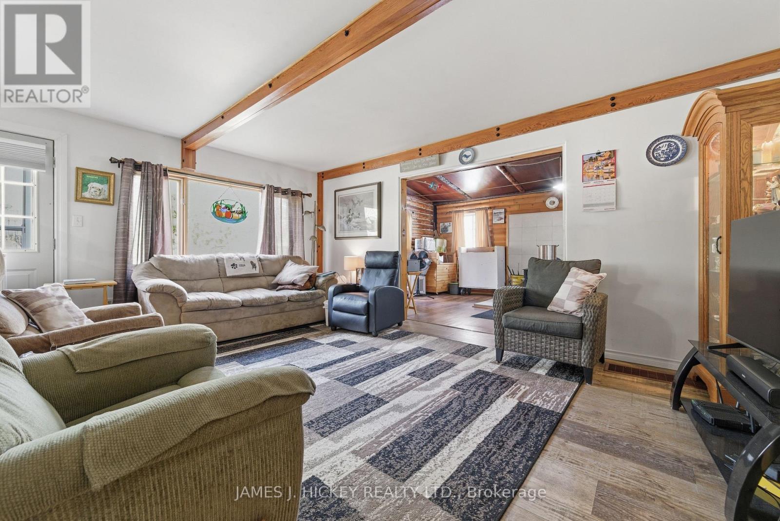 37103 Highway 17 Highway, Laurentian Hills, Ontario K0J 2H0 - Photo 7 - X12519562