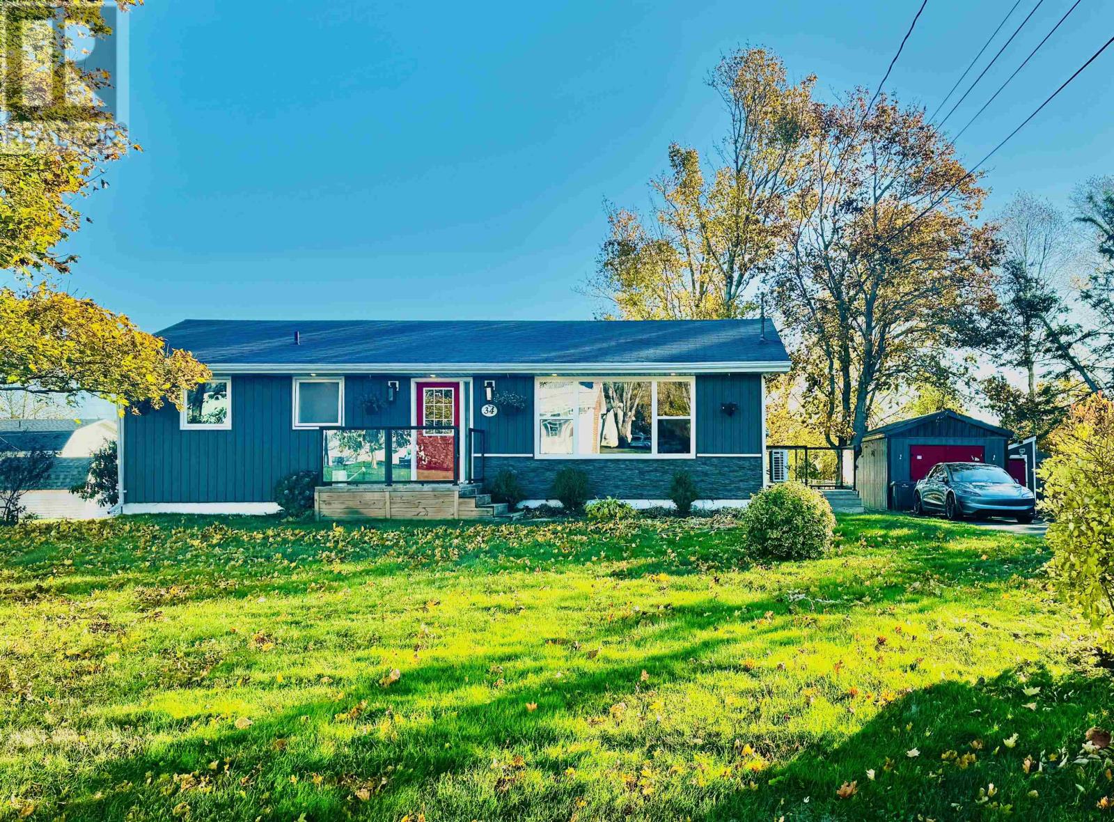 34 HOWARD Drive, Cornwall, Prince Edward Island