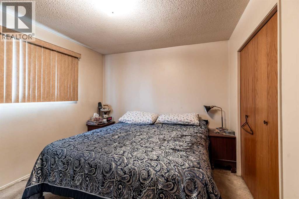 2555 & 2557 Thompson Crescent Se, Medicine Hat, Alberta  T1B 1C5 - Photo 38 - A2268165