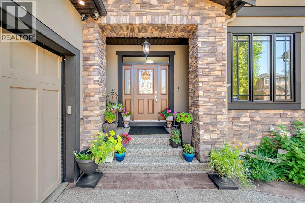 56 Rockyvale Green Nw, Calgary, Alberta  T3G 0E3 - Photo 3 - A2252065