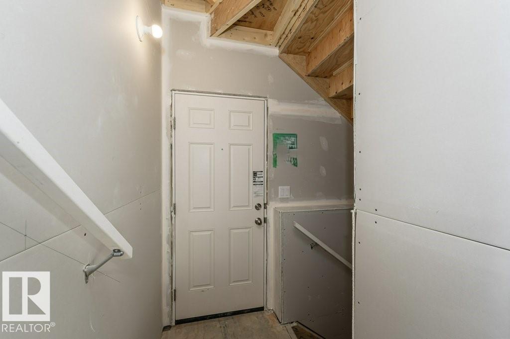 326 Edgemont Dr Nw, Edmonton, Alberta  T6M 3G7 - Photo 6 - E4459426