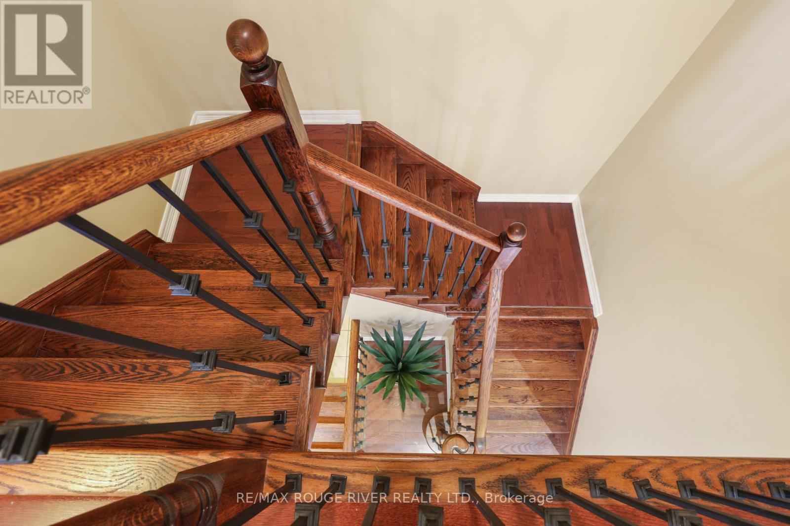 1932 Treetop Way, Pickering, Ontario  L1V 0B4 - Photo 18 - E12517804